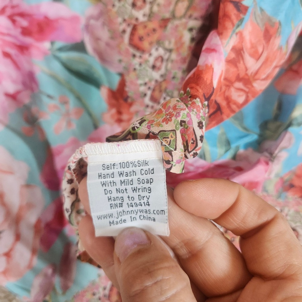 Johnny Was Blouse Floral 100% Silk Tassel‎ V-Neck Boho Pink Blue XS - Picture 6 of 9